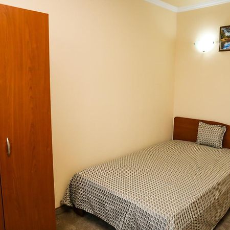 Hotel Bulgaria Kŭrdzhali Habitación foto
