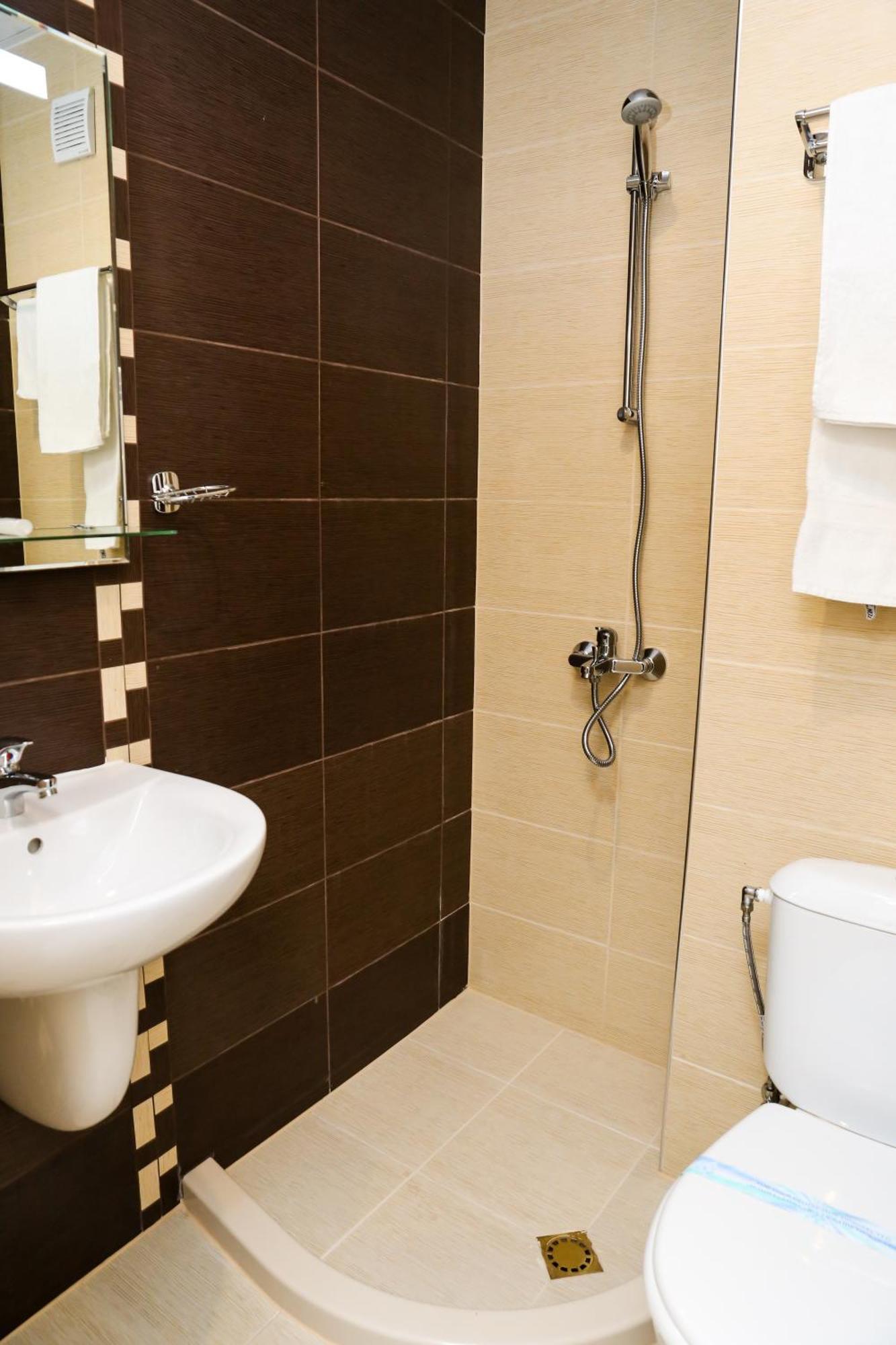 Hotel Bulgaria Kŭrdzhali Habitación foto